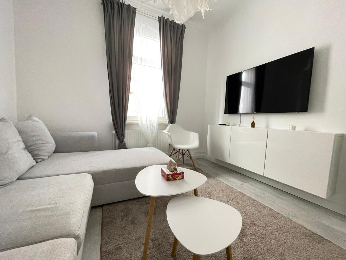 75Qm - 3 Rooms - Free Parking - Mallibase Apartments 汉诺威 外观 照片