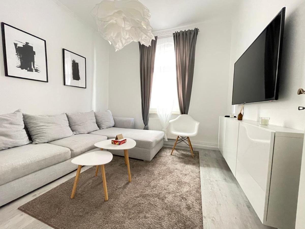75Qm - 3 Rooms - Free Parking - Mallibase Apartments 汉诺威 外观 照片